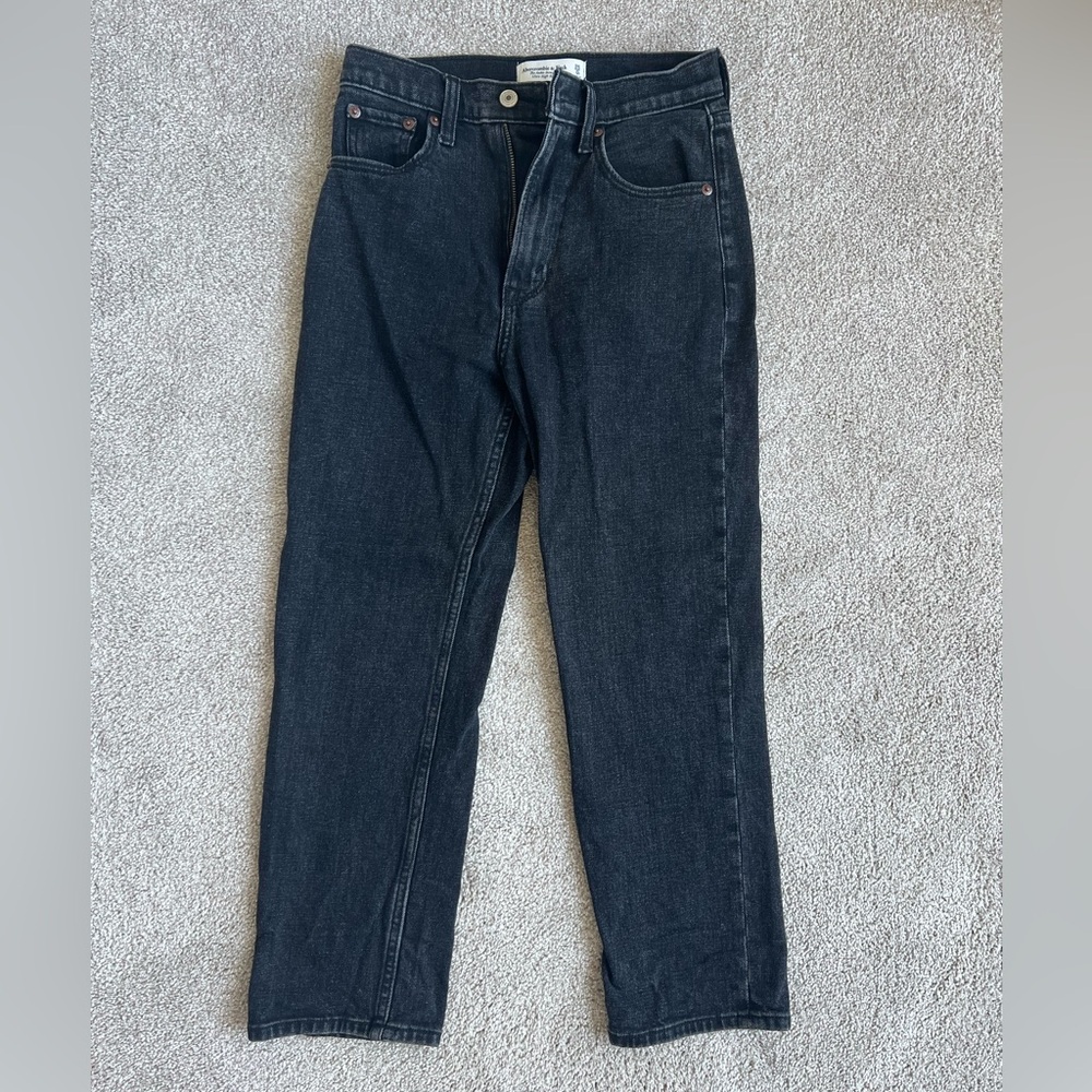 Abercrombie Ultra High Rise Ankle Straight